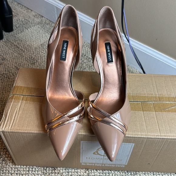 NWOT • Nine West • Women's Findme Pump • Clay/Gold • Size 10M • FABULOUS! - Picture 3 of 17